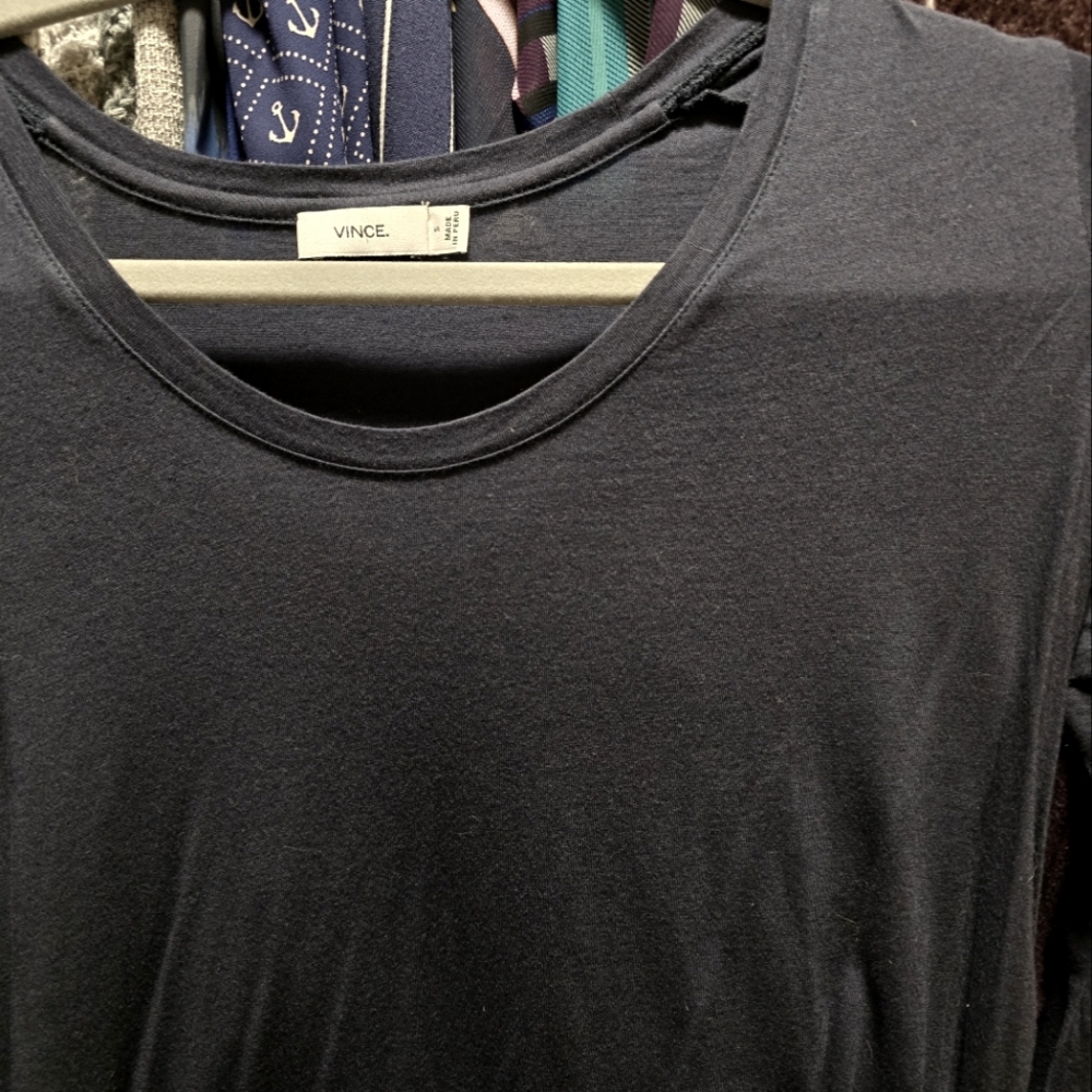 Vince blue/navy crew neck long sleeve tee, size S